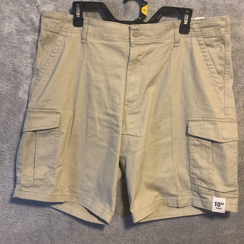 George Mens Cargo Shorts 36 Tan Khaki Stretch 10 Inch Inseam At The Knee NWT